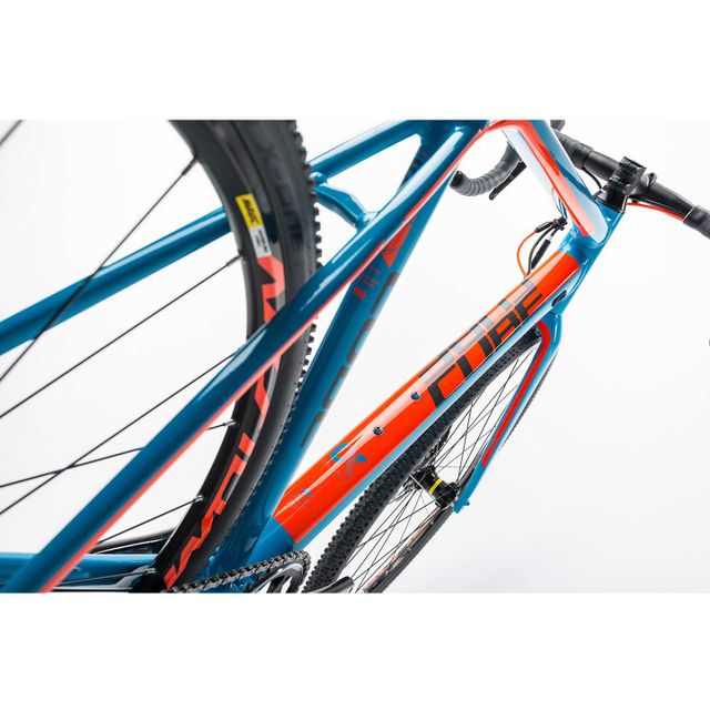 Cube Cross Race SLT 2017 cyclocross pyörä Cube Cross Race SLT 2017 cyclocross pyörä